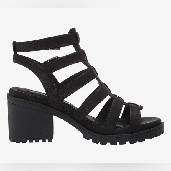 Dirty Laundry Fun Stuff Sandal - Picture 3 of 7